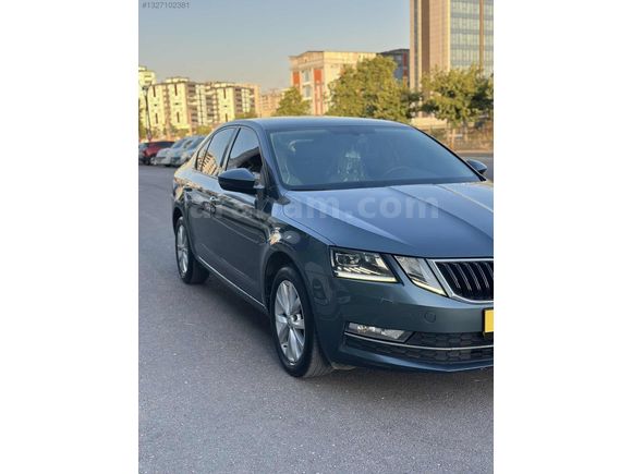 CANBEY AUTO DAN HATASIZ OCTAVIA