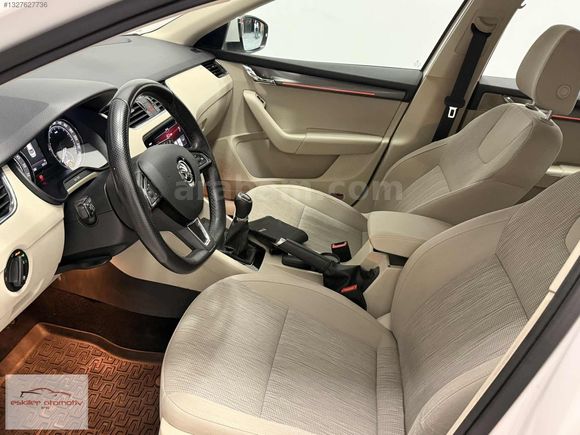 Eskiller'dn 2017 1.6 TDI Style 53.000 Km Octavia Emsalsiz