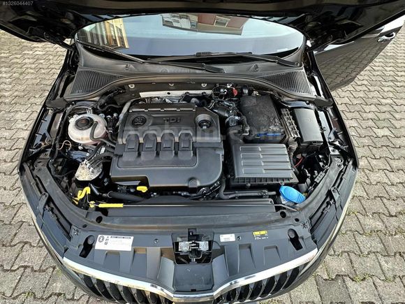 YUSEF AUTO|2017 SKODA OCTAVİA STYLE HATASIZ BOYASIZ 156 BİNDE