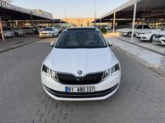 DÜŞÜK KM'Lİ STYLE CAM TAVAN İÇİ BEJ ELEKTRİKLİ BAGAJ