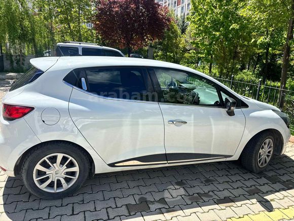 Sahibinden Renault Clio 0.9 TCe Joy 2020 Model 