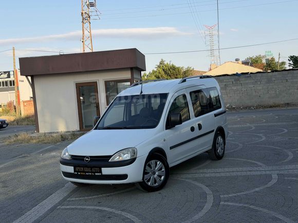 Galeriden Opel Combo 1.3 CDTI City Plus 2011 Model Afyonkarahisar