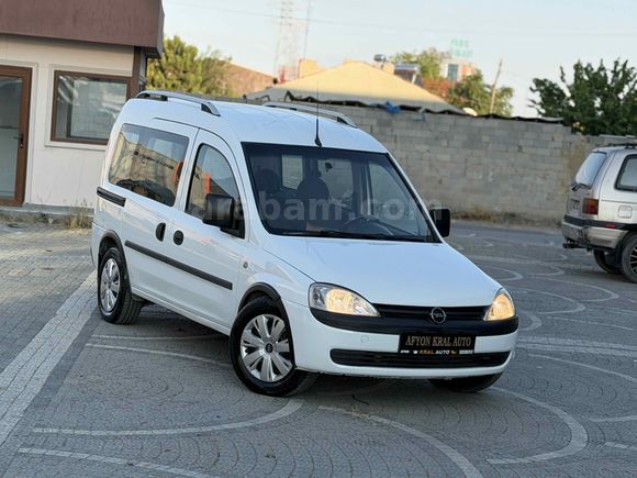 Galeriden Opel Combo 1.3 CDTI City Plus 2011 Model Afyonkarahisar