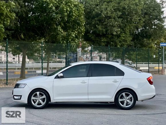 SZR MOTORS DAN 2016 MODEL 1.4 DİZEL SKODA RAPİP STYLE