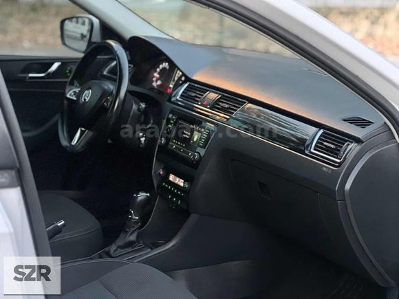 SZR MOTORS DAN 2016 MODEL 1.4 DİZEL SKODA RAPİP STYLE