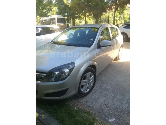 Sahibinden Opel Astra 1.6 Essentia 2012 Model