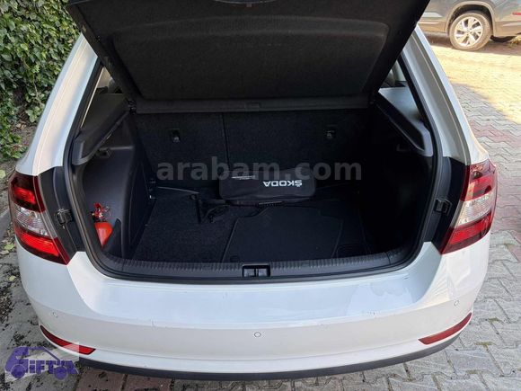 2017 SKODA RAPID 1.4TDI STYLE OTOMATİK 150BinKm