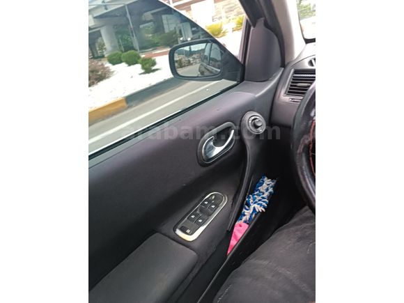 Sahibinden Renault Megane 1.6 Dynamique 2004 Model  330.000 km Siyah