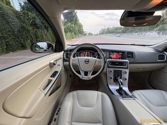 VOLVO S60 D4 190 HP ADVANCE HATASIZ