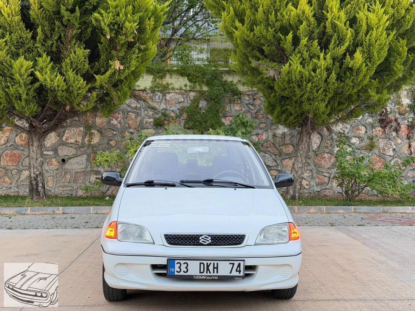Galeriden Suzuki Swift 1.3 GLX 2001 Model Tokat 137.000 km Beyaz 3