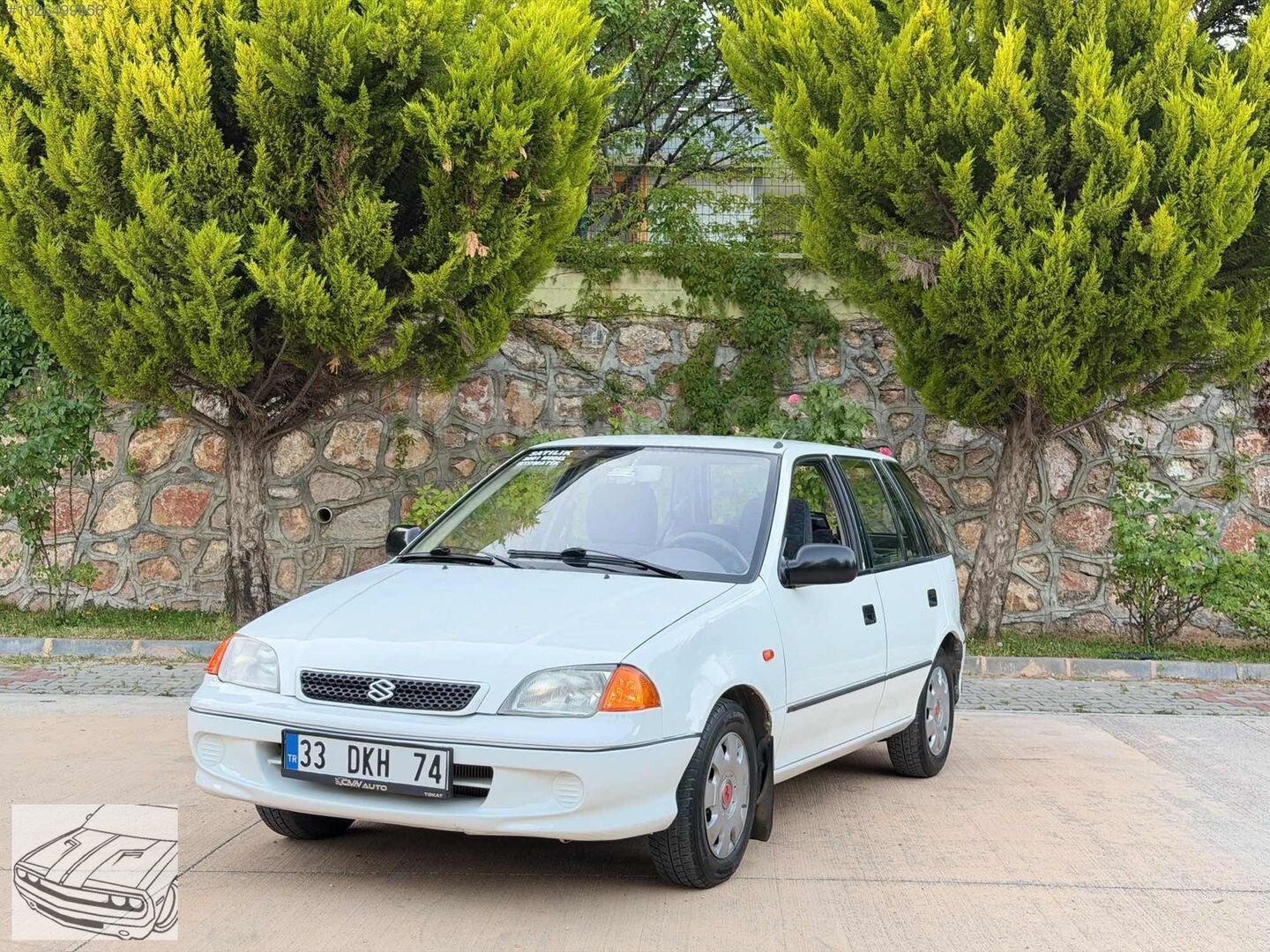 Galeriden Suzuki Swift 1.3 GLX 2001 Model Tokat 137.000 km Beyaz 4