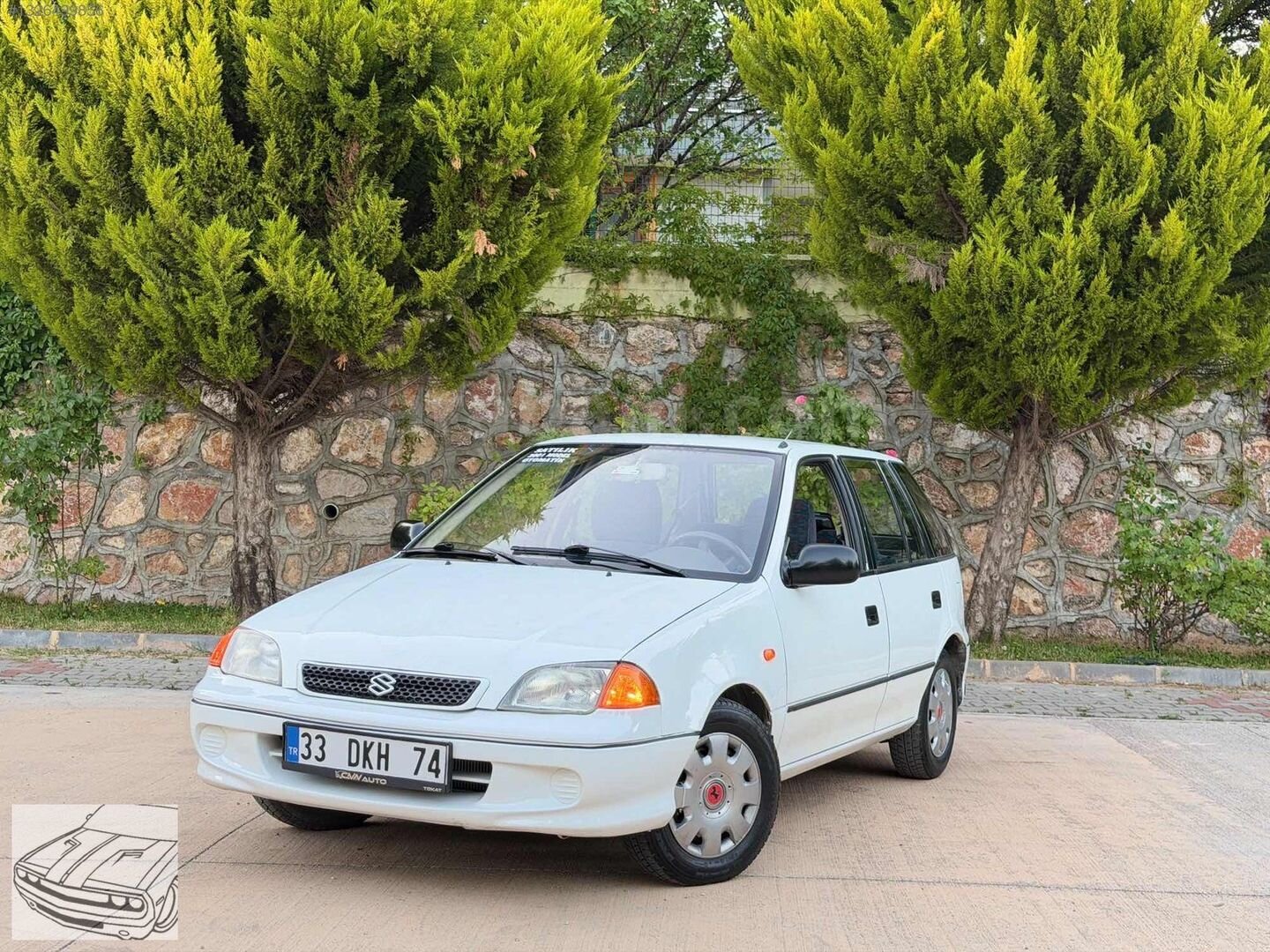 Galeriden Suzuki Swift 1.3 GLX 2001 Model Tokat 137.000 km Beyaz 5