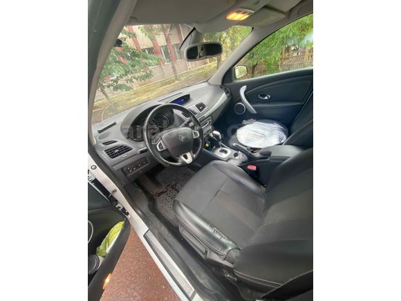 Sahibinden Değişensiz Temiz Renault Megane 1.5 dCi Dynamique 2012 Model 