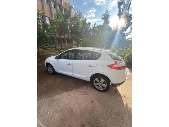 Sahibinden Değişensiz Temiz Renault Megane 1.5 dCi Dynamique 2012 Model 