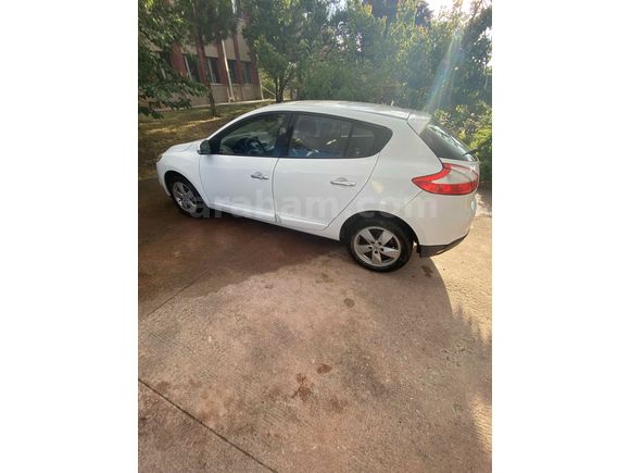 Sahibinden Değişensiz Temiz Renault Megane 1.5 dCi Dynamique 2012 Model 