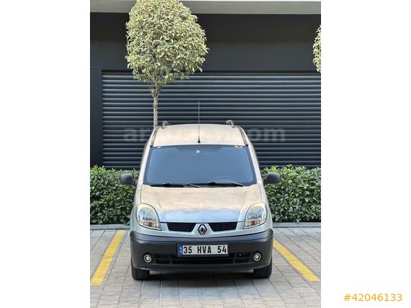 İhtiyar amcadan KANGOO 1,5 dizel klimalı ÇİFT SÜRGÜ