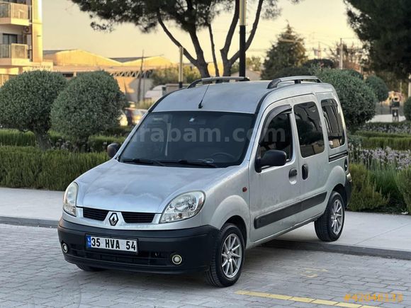 İhtiyar amcadan KANGOO 1,5 dizel klimalı ÇİFT SÜRGÜ
