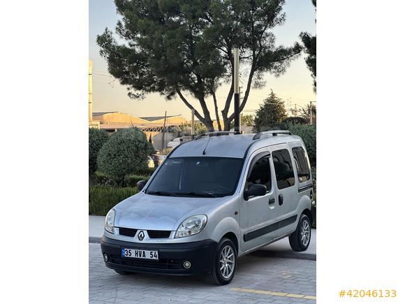İhtiyar amcadan KANGOO 1,5 dizel klimalı ÇİFT SÜRGÜ