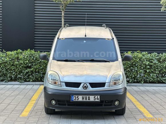 İhtiyar amcadan KANGOO 1,5 dizel klimalı ÇİFT SÜRGÜ