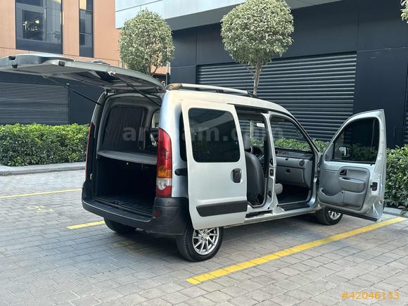 İhtiyar amcadan KANGOO 1,5 dizel klimalı ÇİFT SÜRGÜ