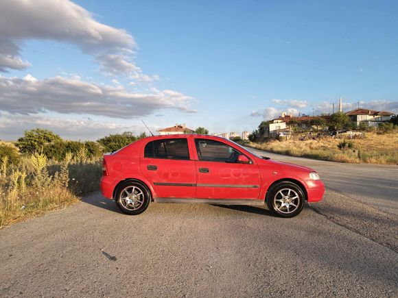 Sahibinden Opel Astra 1.6 CD 2000 Model 70 binde