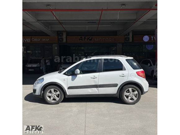 AFK'dan SUZUKI SK4 -TAMAMINA - KREDİ KARTINA 12 TAKSIT