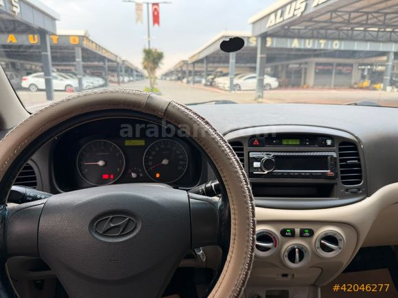 HUYUNDAİ ACCENT ERA 1.4 TEAM 208 BİNDE