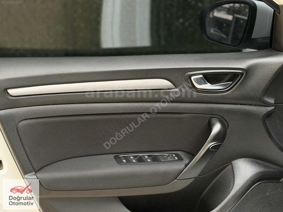 RENAULT MEGANE 2021 MDL TOUCH YENİ KASA