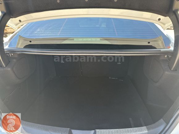 OTOKOÇ 2. EL KIRŞEHİR'DEN RENAULT MEGANE 4 1.5 BLUE DCI TOUCH