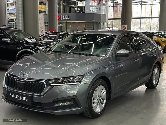 *YUNUS AUTO* 2023 OCTAVİA 1.0 e-Tec ELİTE LASMAN RENK XENON/CAR
