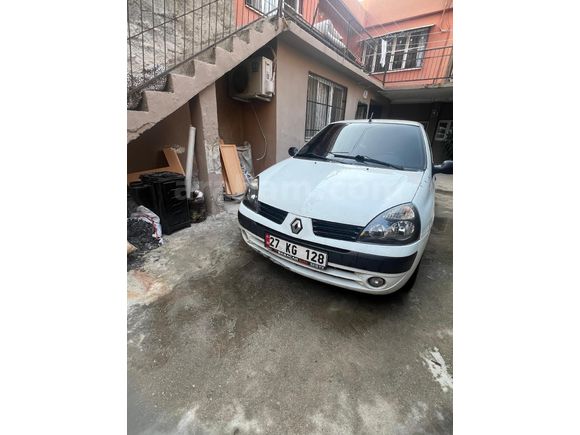 Sahibinden Renault Clio 1.5 dCi Alize 2006 Model  345.000 km Beyaz