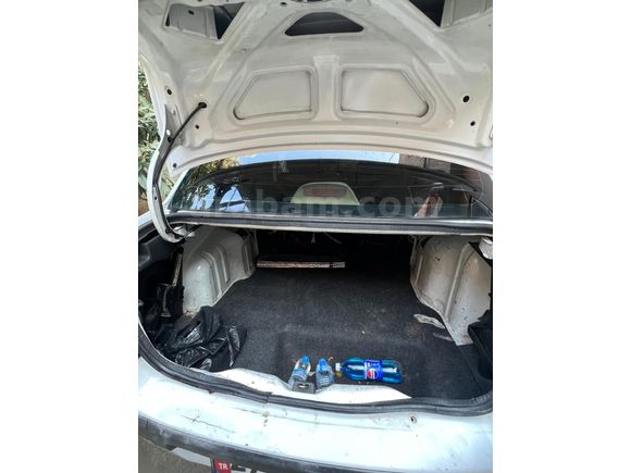Sahibinden Renault Clio 1.5 dCi Alize 2006 Model  345.000 km Beyaz