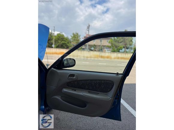 1999 Model 1.3 Benzinli Klimalı Corolla