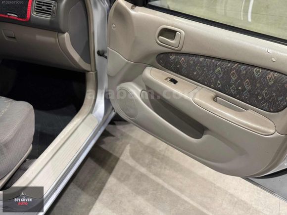 BEYGÜVEN AUTO DAN EMSALSİZ TEMİZLİKTE COROLLA TERRA