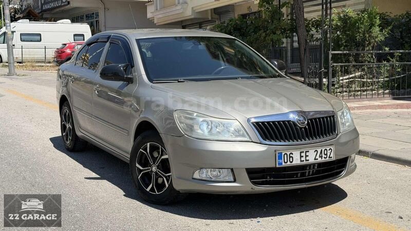 Galeriden Skoda Octavia 1.4 TSI Ambiente 2011 Model Ankara 224.000 km Gri