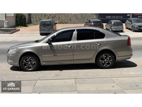 HATASIZ DEĞİŞENSİZ 2011 MODEL OTOMATİK 224 BİN KMDE BAKIMLI