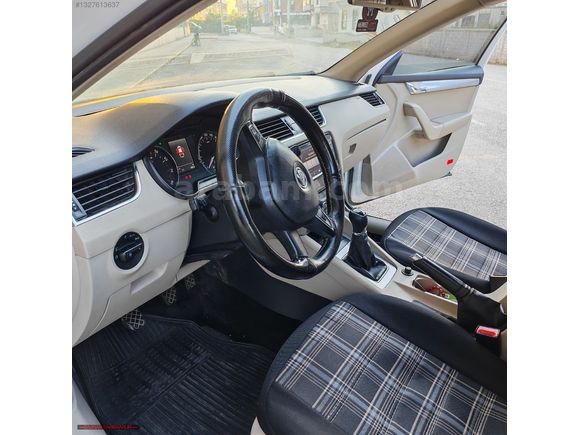 225 BİNDE OCTAVİA TAKAS OLUR