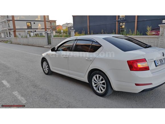 225 BİNDE OCTAVİA TAKAS OLUR