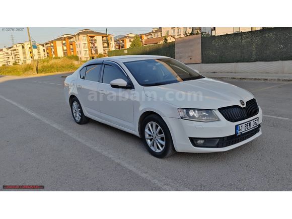 225 BİNDE OCTAVİA TAKAS OLUR