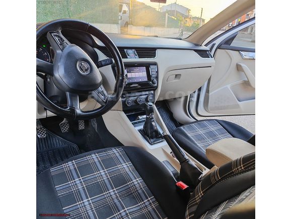 225 BİNDE OCTAVİA TAKAS OLUR
