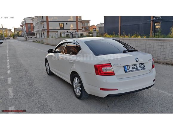 225 BİNDE OCTAVİA TAKAS OLUR