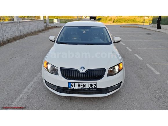 225 BİNDE OCTAVİA TAKAS OLUR