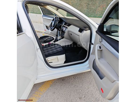 225 BİNDE OCTAVİA TAKAS OLUR