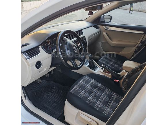 225 BİNDE OCTAVİA TAKAS OLUR
