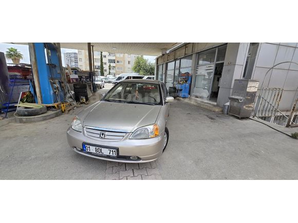 Galeriden Honda Civic 1.6i VTEC ES 2003 Model Adana