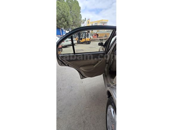 Galeriden Honda Civic 1.6i VTEC ES 2003 Model Adana