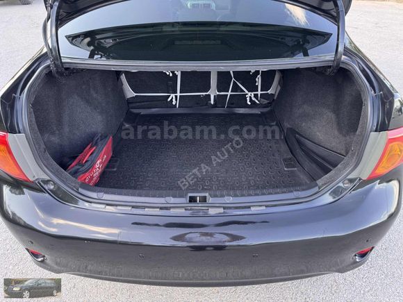 Beta 2010 COROLLA 1.4D ELEGANT OTOMATİK MÜKEMMEL TEMİZLİKTE