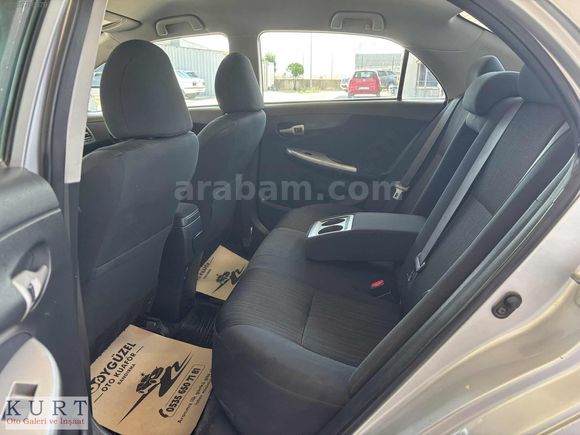 DEĞİŞENSİZ TOYOTA COROLLA 1.4 D-4D ELEGANT NAVİGASYON GERİ GÖRÜŞ