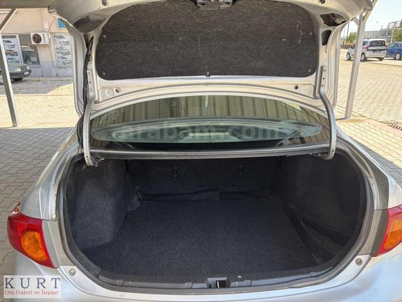 DEĞİŞENSİZ TOYOTA COROLLA 1.4 D-4D ELEGANT NAVİGASYON GERİ GÖRÜŞ