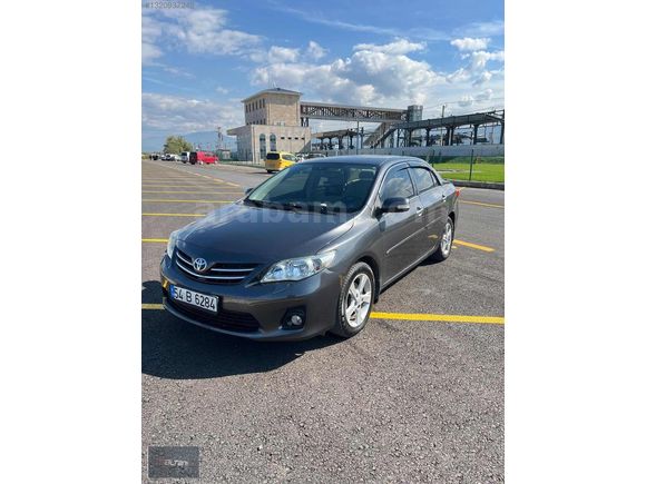 ^^ 2012 COROLLA 1.4D-4D ELEGANT - OTOMATİK VİTES - FULL PAKET ^^